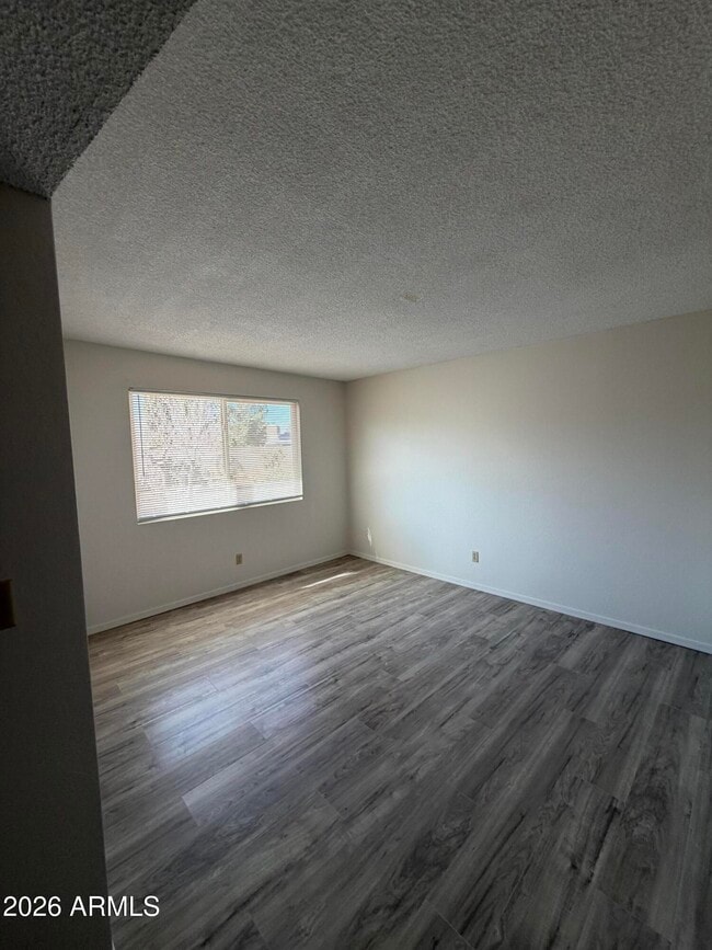 Building Photo - 1475 Via Viento