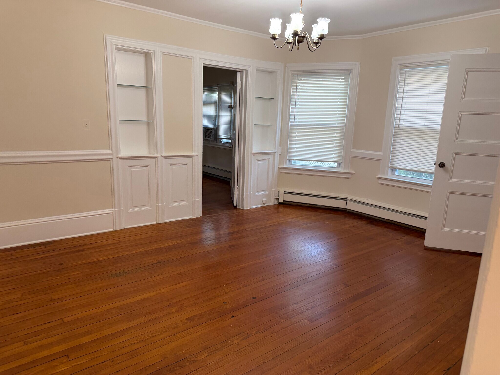 Living room - 35 Gates Ave