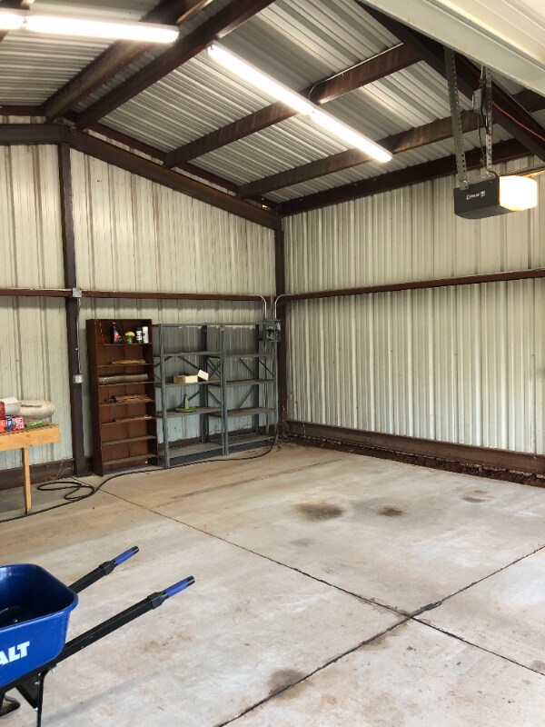 Building Photo - 3219 E Peachtree Ave