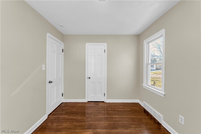 Building Photo - 12004 Mortimer Ave