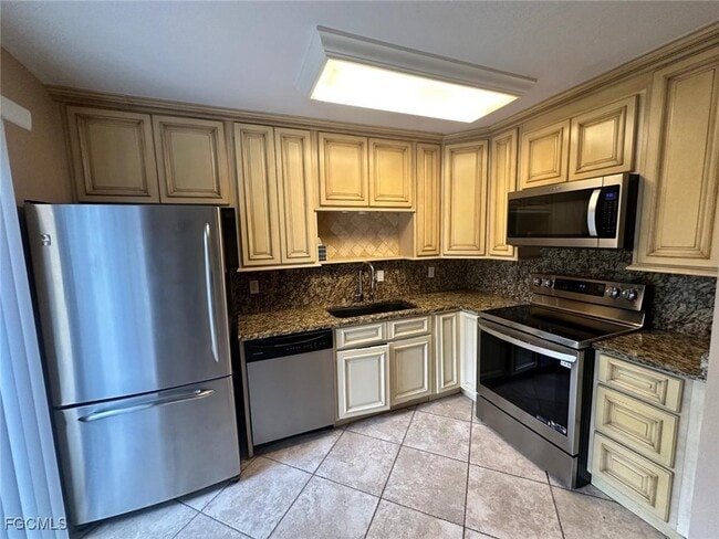 Building Photo - 1709 Park Meadows Dr