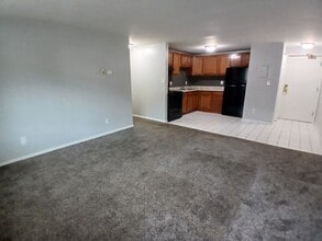 Building Photo - Williams Court Apartments