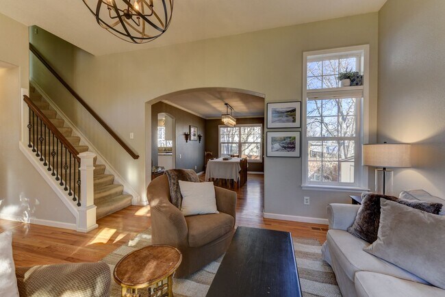 Building Photo - Stunning Upgraded 5BR 4BA Lafayette Home Near Coal Creek Trail & Hwy 287**