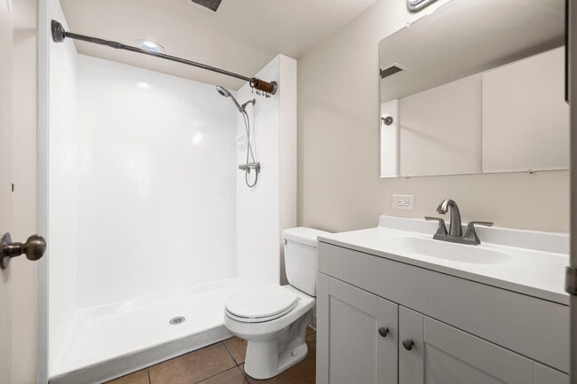 Building Photo - 3161 Ala Ilima St