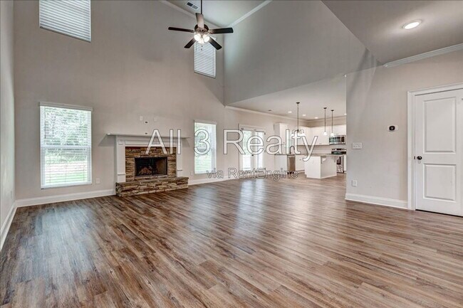 Building Photo - 225 Barnett Ln Ln