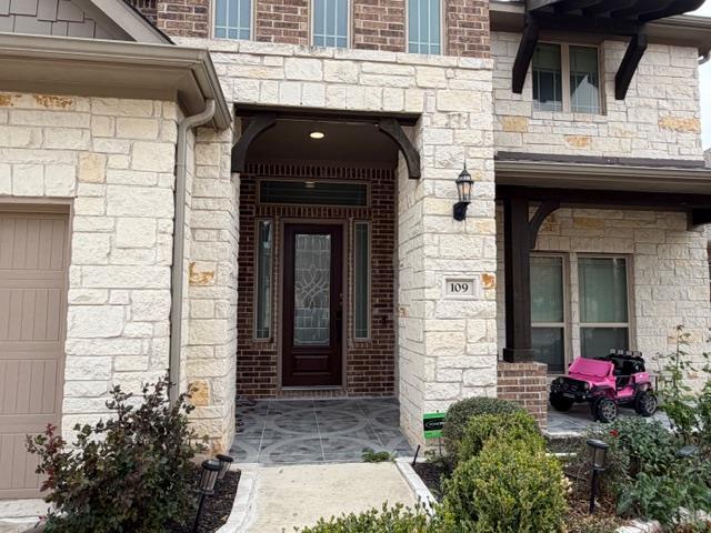 Building Photo - 109 Mindy Way