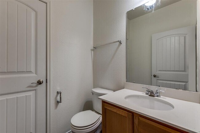 Building Photo - 6209 Garden Rose Path