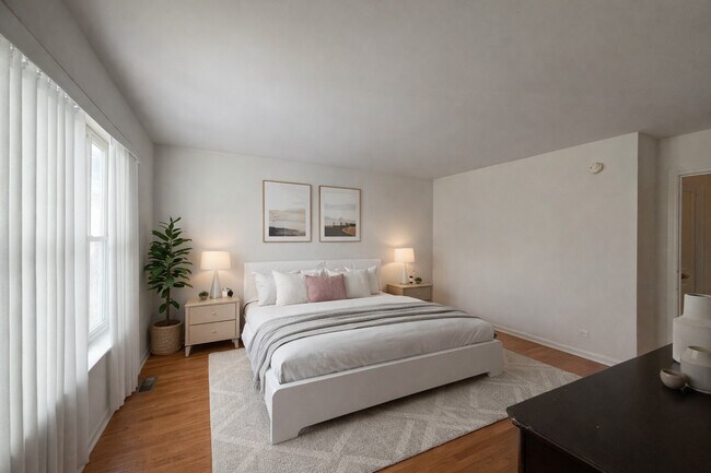 Building Photo - 2573 Waterbury Ln