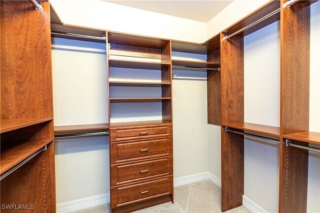Building Photo - 10094 Mimosa Silk Dr