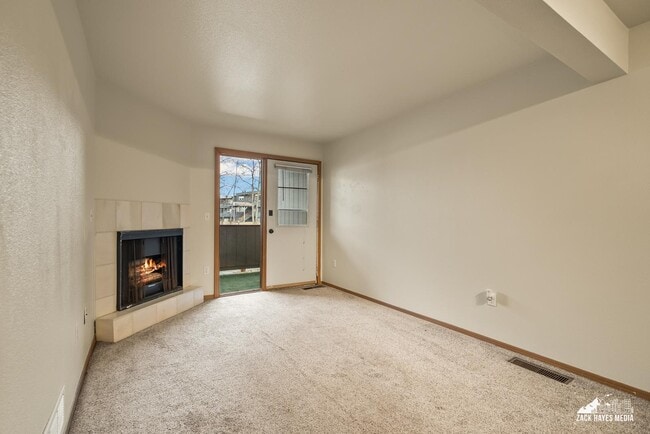 Building Photo - 4611 Juneau St