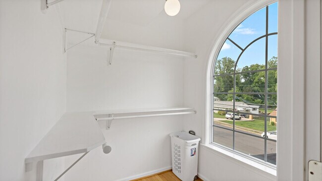 Building Photo - 6365 Columbia Pike