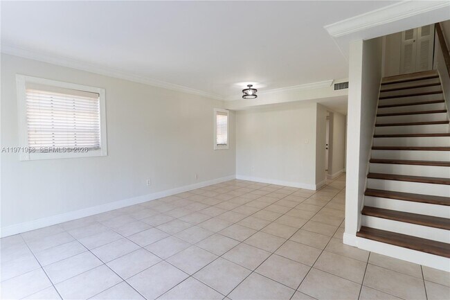 Building Photo - 8650 SW 109th Ave