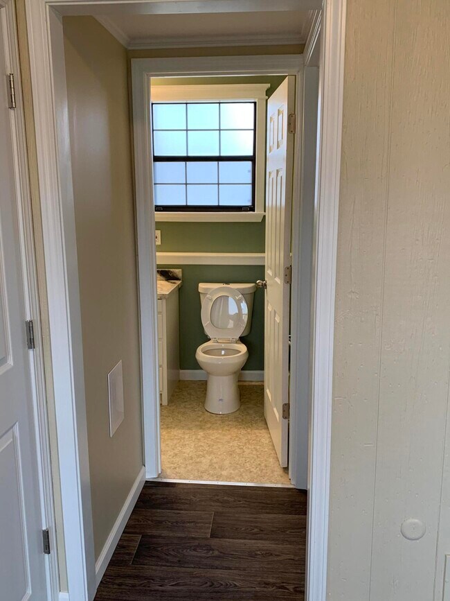 Building Photo - 41427 Larimore Ln