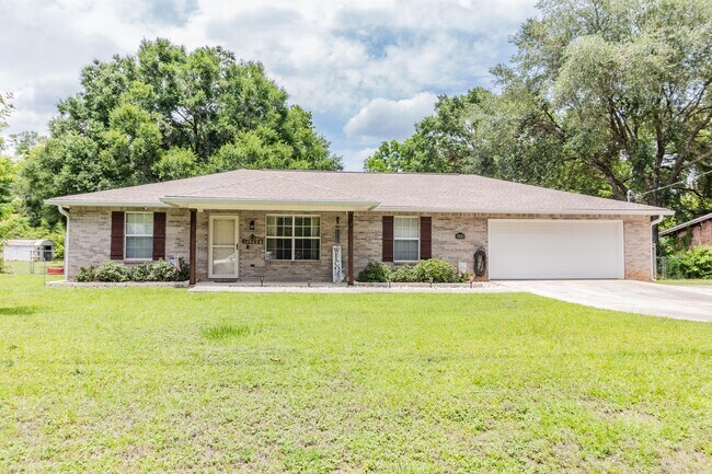 Building Photo - 309 Adams Dr