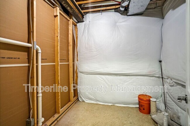Building Photo - 10056 Edgemont Ranch Ln