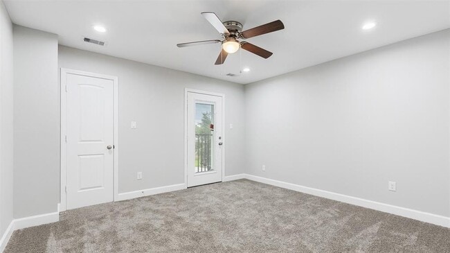 Building Photo - 6421 Osprey Dr