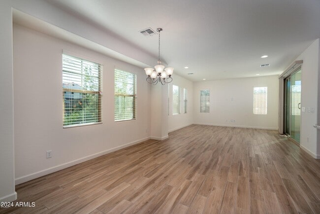 Building Photo - 4015 S Pecan Dr