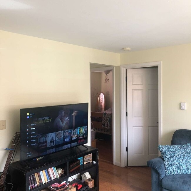 Building Photo - 955 Smith Ln