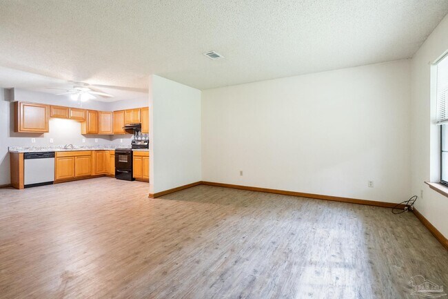 Building Photo - 8060 Winodee Rd