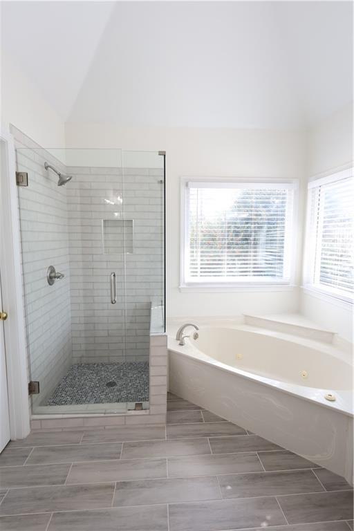 Building Photo - 1056 Oak Hollow Ct