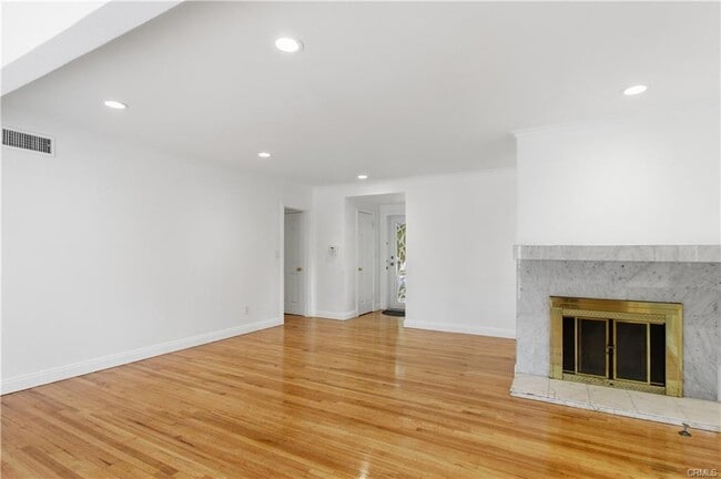 Building Photo - 11131 Dempsey Ave