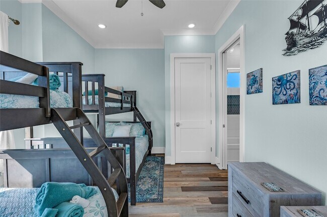 Building Photo - 312 Seagrass