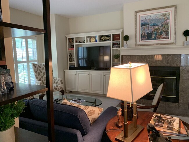 Building Photo - Beautifully Furnished Luxury Townhome – Seasonal Rental in the Heart of Downtown Wayzata, All Uti...