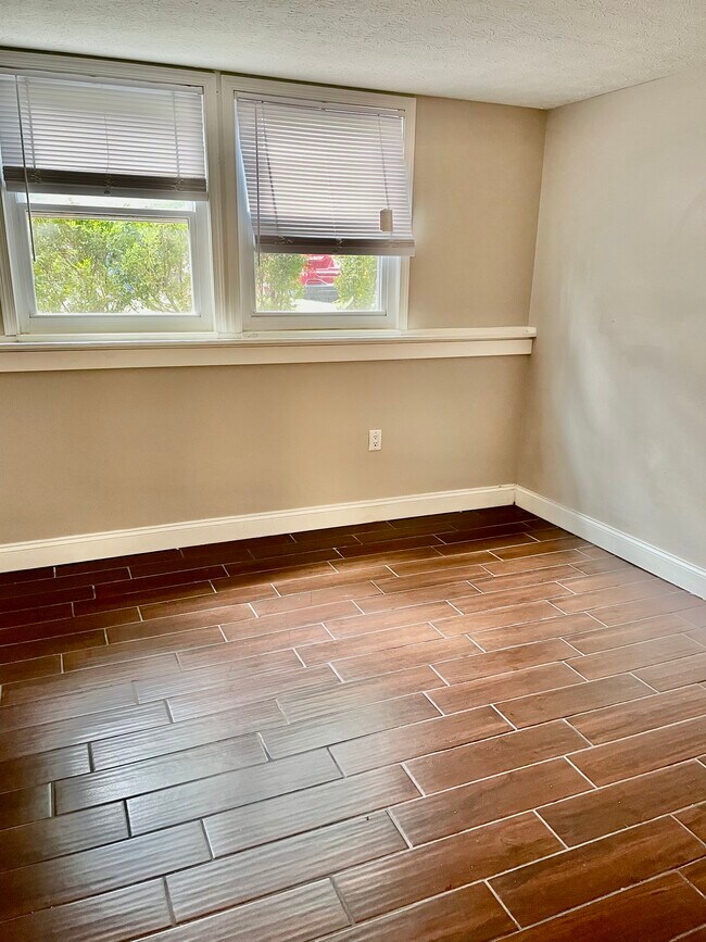 Building Photo - 5042 Magnolia Blossom Blvd