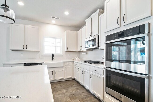 Building Photo - 107 Gander Dr