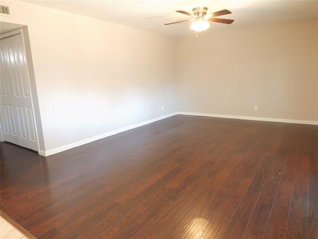 Building Photo - 6316 Pine St