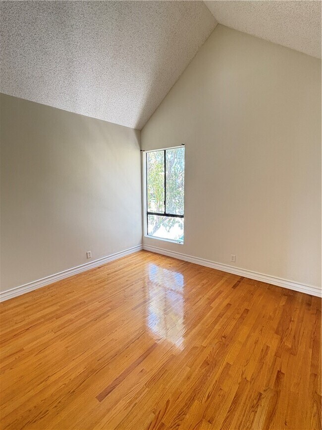Building Photo - 3566 Windspun Dr