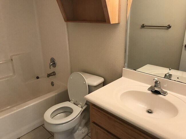Building Photo - Duplex