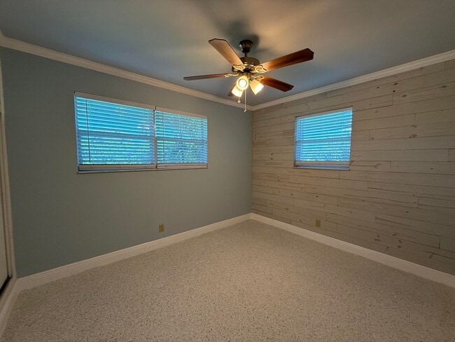 Building Photo - 140 Date Palm Dr