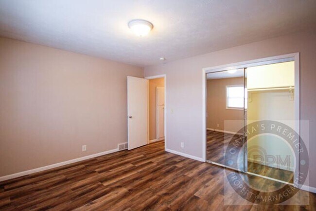 Building Photo - 11652-11654 Camden Ave