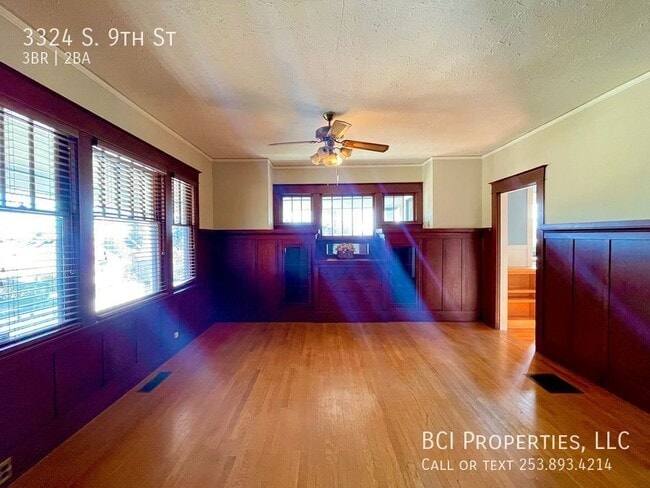 Building Photo - 3324 S 9th St