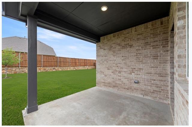 Building Photo - 2902 Hanscom St