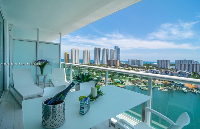 Primary Photo - 400 Sunny Isles Blvd