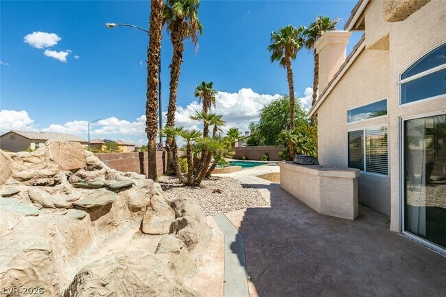 Building Photo - 3714 Bombastic Ct