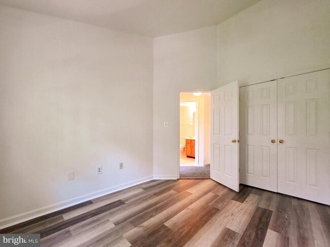 Building Photo - 3809 Elbert Ave
