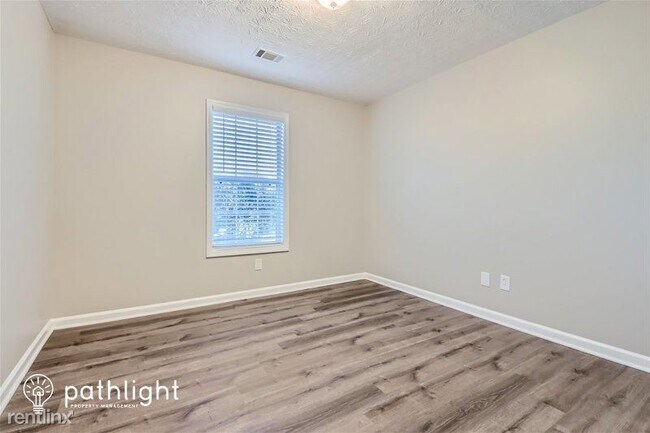 Building Photo - 4 br, 2 bath House - 90 Pebble Lane UNIT