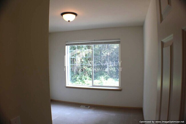 Building Photo - 3 Bedroom Fox Island Home