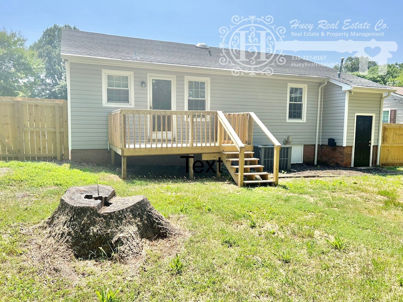 Building Photo - 339 Thompson St