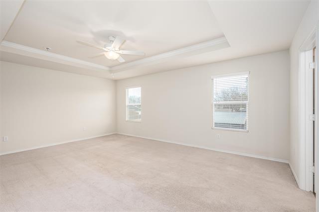 Building Photo - 321 Glenwick Ln