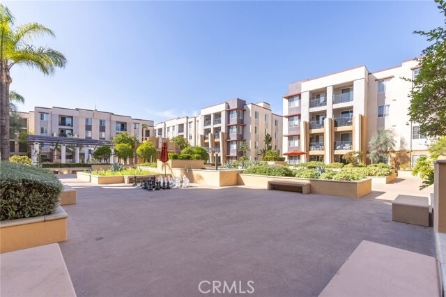 Building Photo - 360 W Ave 26