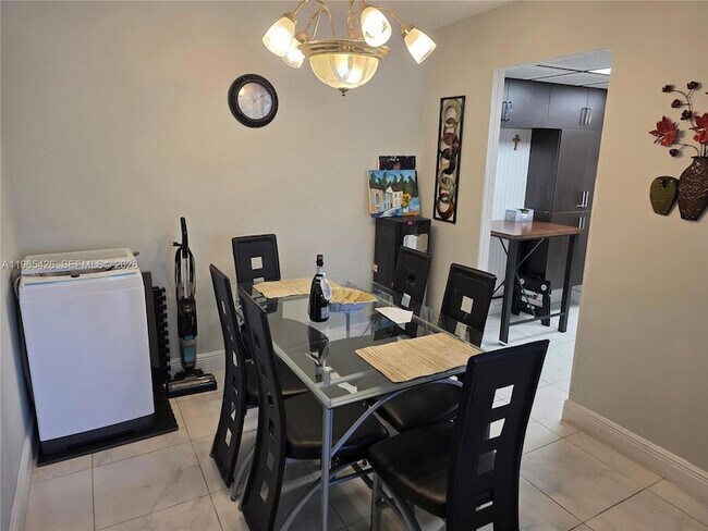 Building Photo - 3771 Environ Blvd