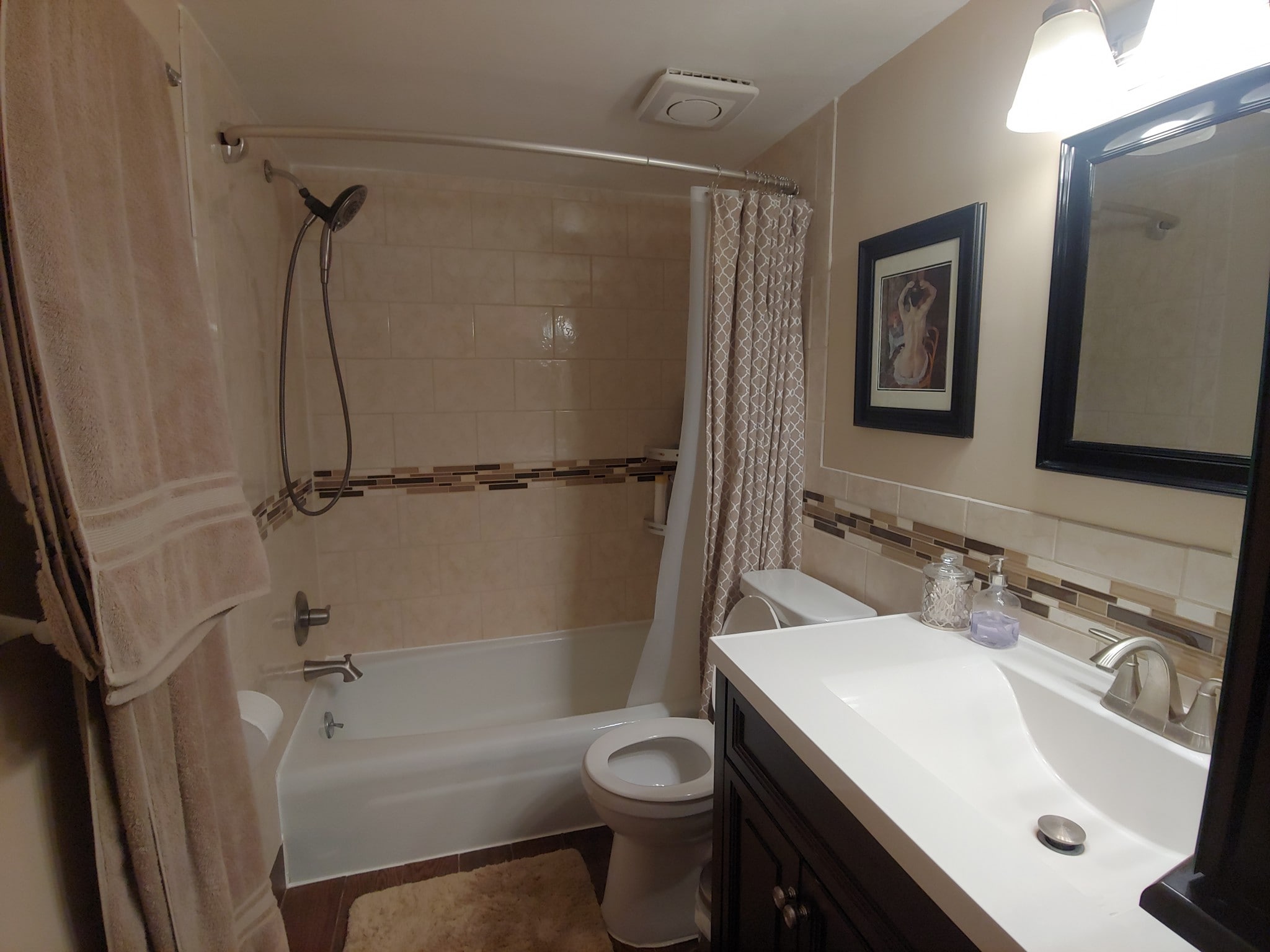Bathroom - 5578 Burnside Dr