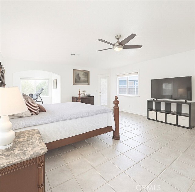 Building Photo - 42980 Cll Montecello