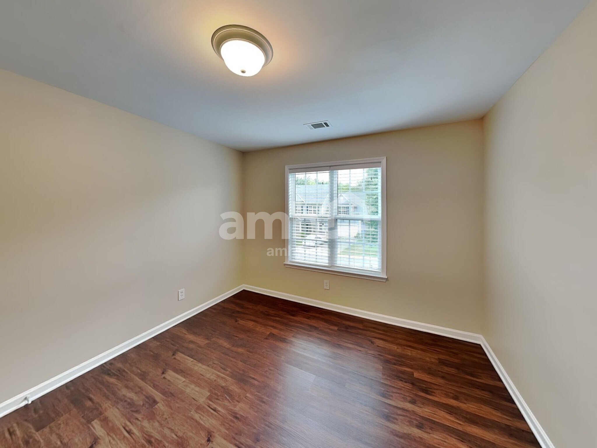 Building Photo - 122 Tilton Dr