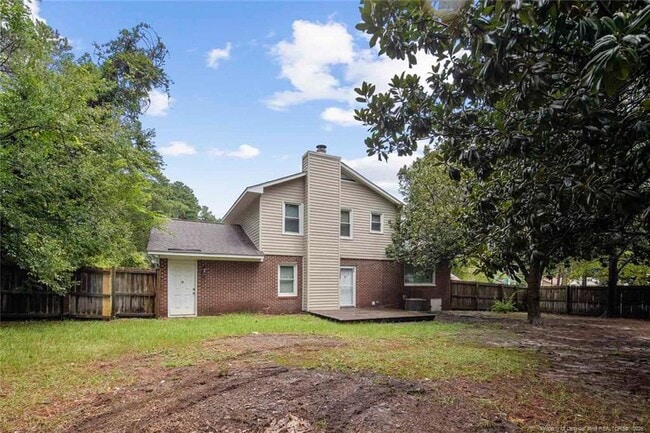 Building Photo - 7591 Beverly Dr