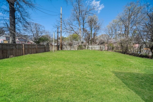 Building Photo - Beautiful Home For Rent in Rozelle-Annesdale Neighborhood!